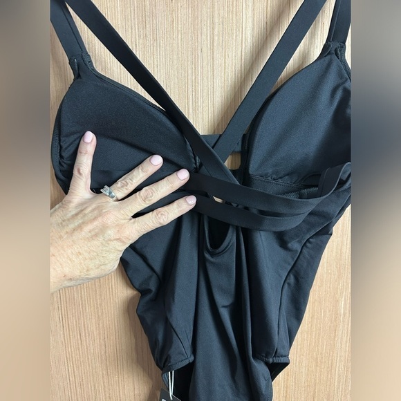 Seafolly Shine On Deep V Maillot One Piece, Size 12 (v) - Picture 6 of 13